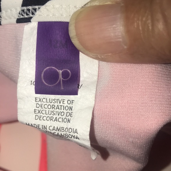 Infant Girl’s 2-Pc Swimsuit - Picture 7 of 7